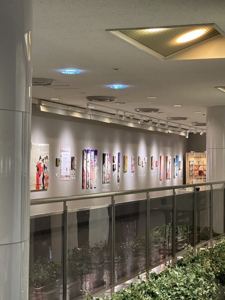 宮崎プーゲンビリア空港　キモノボード展示会